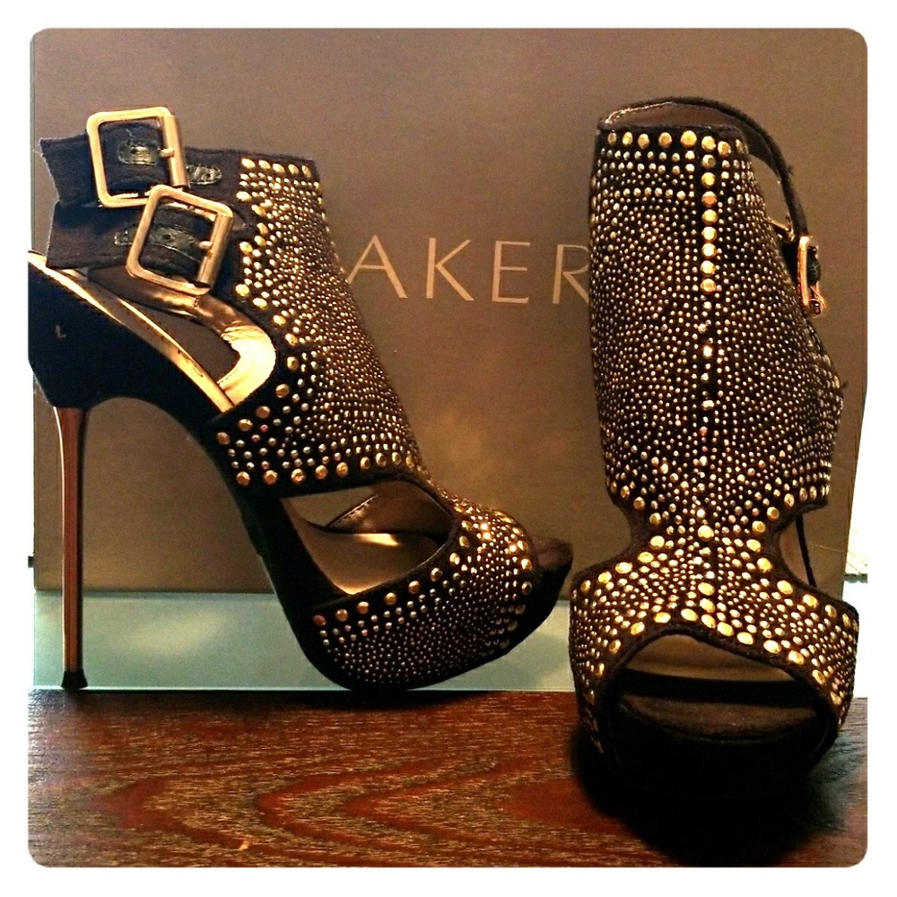 Black Landa Bakers heels